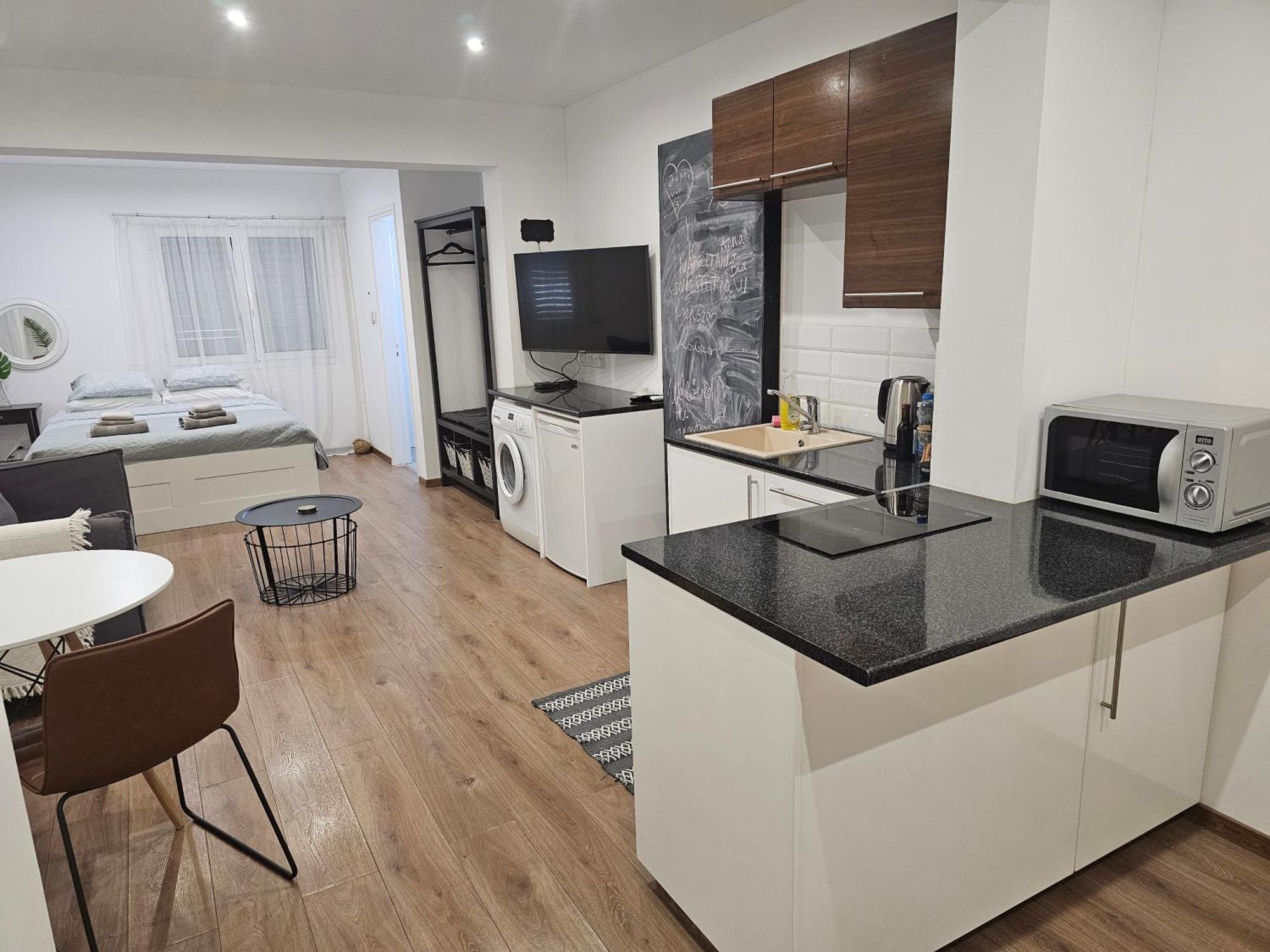 City Center Apartments Пафос Экстерьер фото